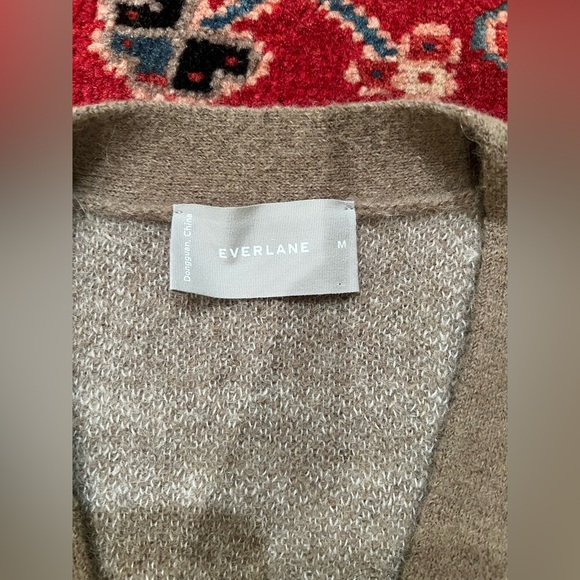 Everlane THE ALPACA V-NECK CROPPED CARDIGAN in lightest taupe — Women’s Medium - Picture 5 of 11